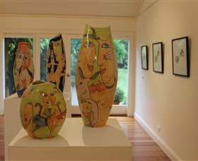 Ivy Hill Gallery - Lightning Ridge Tourism 1