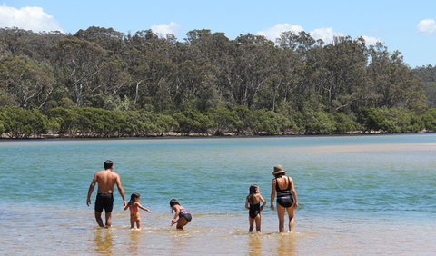 Nelson Lagoon - Lightning Ridge Tourism 2