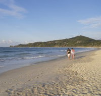 Main Beach Byron Bay - Lightning Ridge Tourism