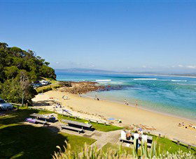 Merimbula Bar Beach - Lightning Ridge Tourism 0
