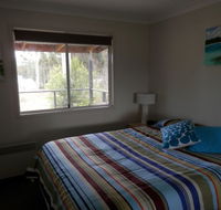 Finchley Bed and Breakfast - Lightning Ridge Tourism