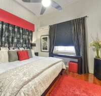 One Thornbury Boutique Bed and Breakfast - Lightning Ridge Tourism