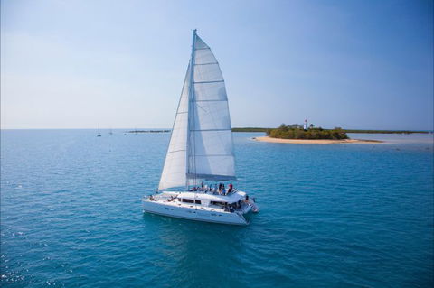 Aquarius Sail And Snorkel - Lightning Ridge Tourism 6
