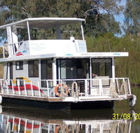 Murray Darling House Boats - Lightning Ridge Tourism