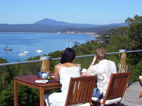 Snug Cove Bed And Breakfast - Lightning Ridge Tourism 0
