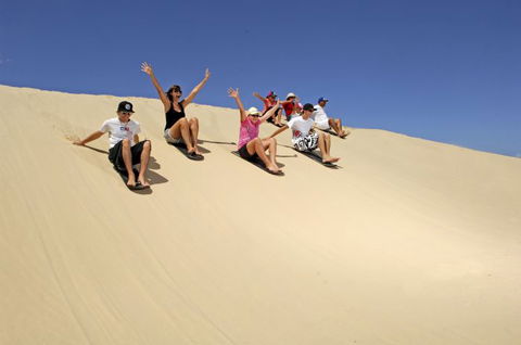 Port Stephens 4WD Tours - Lightning Ridge Tourism 19