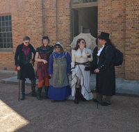 Go Local Tours - Lightning Ridge Tourism
