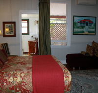 Naracoopa Bed and Breakfast and Pavilion - Lightning Ridge Tourism