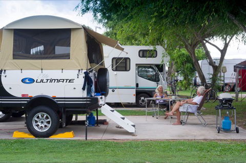 Noosa River Holiday Park - Lightning Ridge Tourism 0