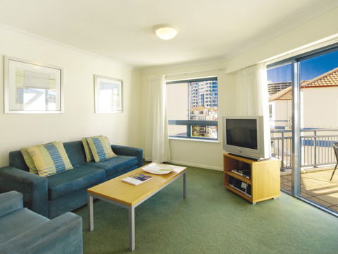 Oaks Calypso Plaza - Lightning Ridge Tourism 6