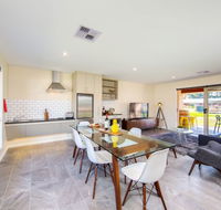Howlong Golf Resort - Lightning Ridge Tourism