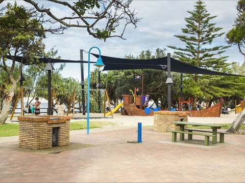 Caloundra Coastal Walk - Lightning Ridge Tourism 0