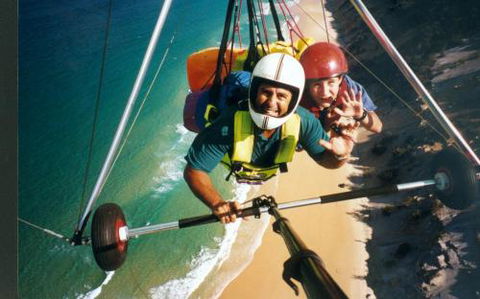 David Cookman–Sunshine Coast Hang Gliding - Lightning Ridge Tourism 0