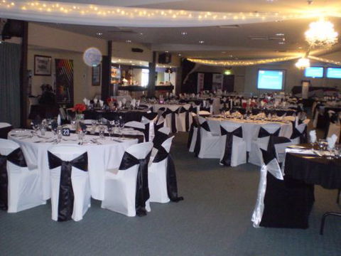 Taree-Wingham Race Club - Lightning Ridge Tourism 0