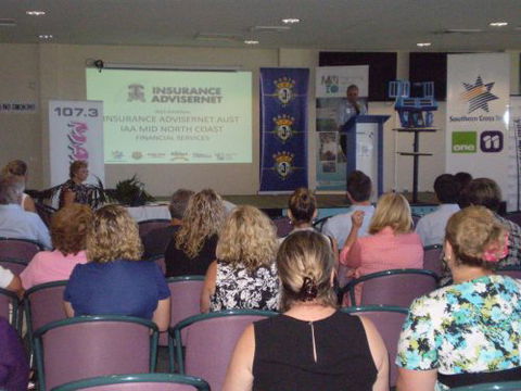 Taree-Wingham Race Club - Lightning Ridge Tourism 1