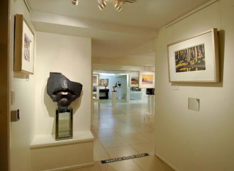 Art Nuvo Gallery - Lightning Ridge Tourism 1