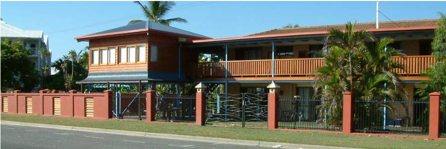 Holloways Beach QLD Lightning Ridge Tourism