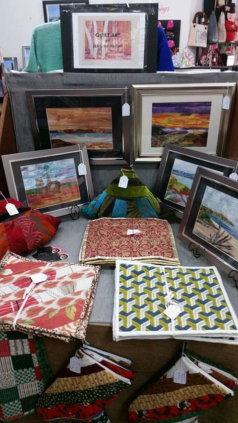 Creations @ The Harbour - Lightning Ridge Tourism 1