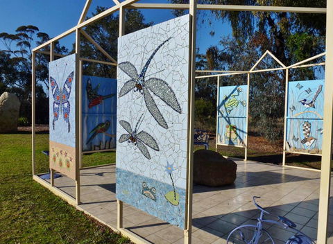 David Mahony Art Gallery & Sculpture Park - Lightning Ridge Tourism 3