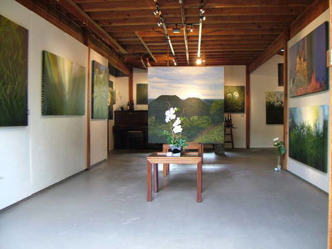 Greg Stevenson Art - Lightning Ridge Tourism 3
