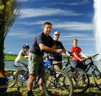 Lake Burley Griffin - Lightning Ridge Tourism