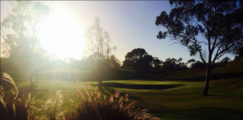 Moranbah Golf Club Inc. - Lightning Ridge Tourism 4