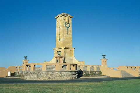 Full-Day Penguin Island & Fremantle Town - Lightning Ridge Tourism 3