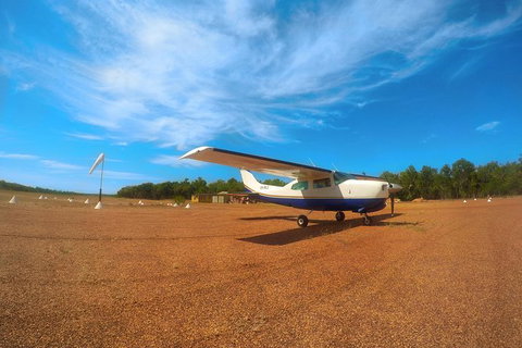 Wave Rock And Pinnacles Air & Ground Tour - Lightning Ridge Tourism 1