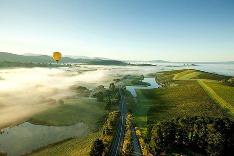 Yarra Valley Balloon Flight And Winery Tour - Lightning Ridge Tourism 1