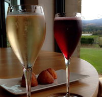 Yarra Valley Winery Tour from Melbourne Including Lunch and Yarra Valley Chocolaterie - Lightning Ridge Tourism