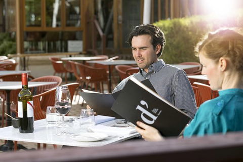 D'Arenberg McLaren Vale: The Blending Bench And 8-Course Degustation With Wine Pairing - Lightning Ridge Tourism 1