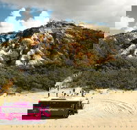 2-Day Fraser Island 4WD Adventure Tour Departing Hervey Bay - Lightning Ridge Tourism