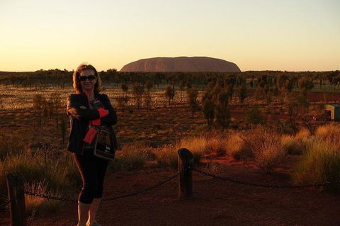 Uluru Field Of Light Sunrise Tour - Lightning Ridge Tourism 3