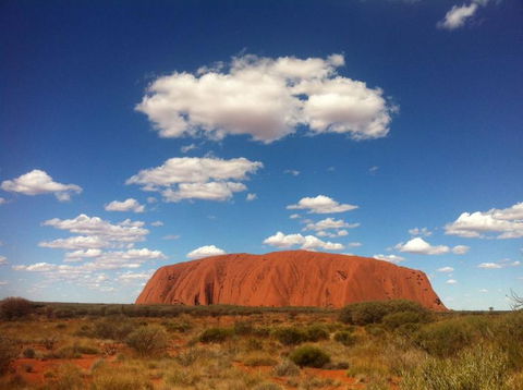 Uluru (Ayers Rock) Sunset With Outback Barbecue Dinner And Star Tour - Lightning Ridge Tourism 6