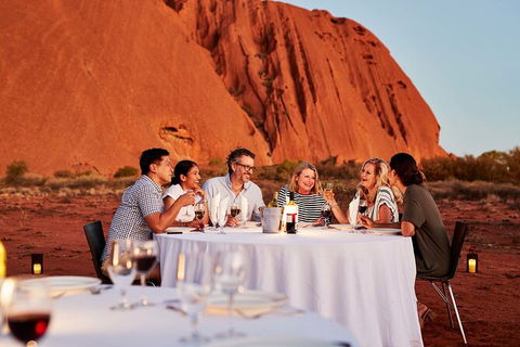 Uluru (Ayers Rock) Sunset With Outback Barbecue Dinner And Star Tour - Lightning Ridge Tourism 9