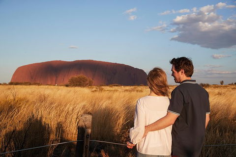 Uluru (Ayers Rock) Sunset With Outback Barbecue Dinner And Star Tour - Lightning Ridge Tourism 20