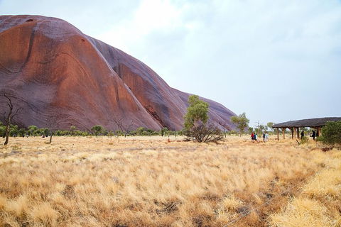 Uluru Sunrise And Guided Base Walk - Lightning Ridge Tourism 6