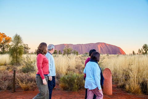 Uluru Sunrise And Guided Base Walk - Lightning Ridge Tourism 8