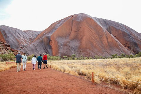 Ayers Rock Combo: Uluru Base And Sunset Plus Uluru Sunrise And Kata Tjuta With An Optional BBQ Dinner Or Kings Canyon Day Trip - Lightning Ridge Tourism 9