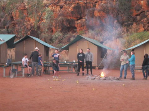 3-Day Uluru And Kings Canyon Camping Experience From Alice Springs Including Outback BBQ Dinner - Lightning Ridge Tourism 3