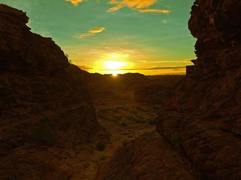 3-Day Ayers Rock To Alice Springs Camping Tour Including Kings Canyon, Kata Tjuta And Uluru - Lightning Ridge Tourism 9