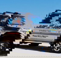 Port Stephens Bush Beach and Sand Dune 4WD Passenger Tour - Lightning Ridge Tourism