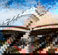 Balmain - Lightning Ridge Tourism
