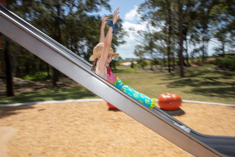 Bray Farm Park - Lightning Ridge Tourism 2