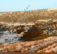 Corny Point Lighthouse - Lightning Ridge Tourism