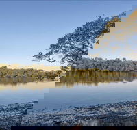 Double Wharf picnic area - Lightning Ridge Tourism