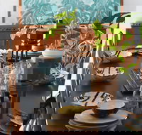 Island Collective - Lightning Ridge Tourism