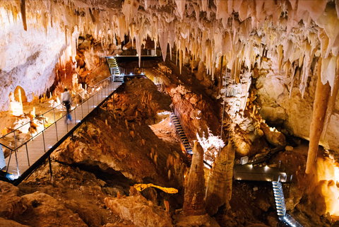 Jewel Cave - Lightning Ridge Tourism 0