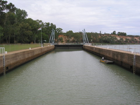 Lock 4 - Lightning Ridge Tourism 0