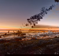 Macleay Island Jencoomercha - Lightning Ridge Tourism